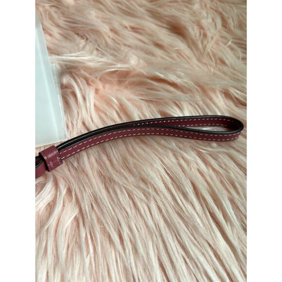 Coach Wristlet in Pink & White Gingham Signature Coated Canvas - Picture 5 of 8